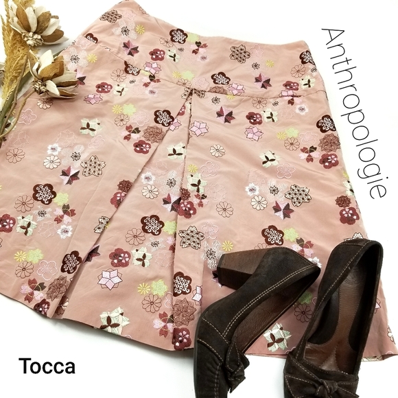 Anthropologie Dresses & Skirts - ❣ Anthropologie ❣Mauve Floral Embroidered Skirt 8